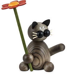 Cat Karl with flower