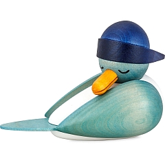 Sleeping Seagull light blue with blue Souwester hat