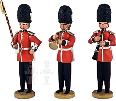 Three musicians of the Queen’s Guard