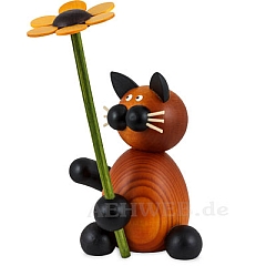 Cat Bommel with flower