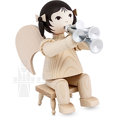 Loop Angel with Shawm sitting on stool natural